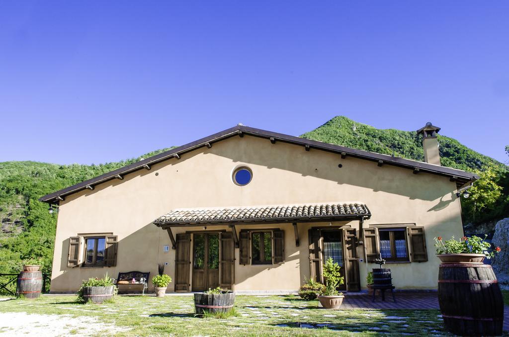 Agriturismo Pompagnano Zewnętrze zdjęcie